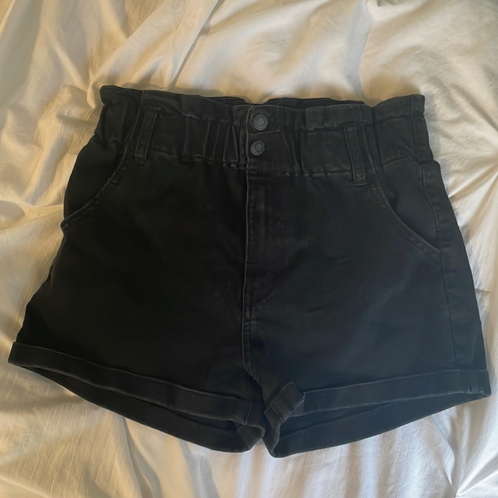 SO Relaxed Mom Short, high rise, size 7/28 W